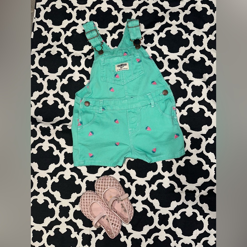 Strawberry Oshkosh 18m overall shorts